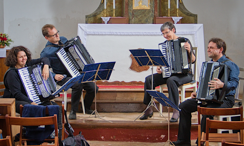 Pražské barokní harmoniky